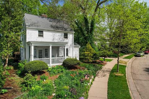 2926 Lakeland Ave, Madison, WI 53704