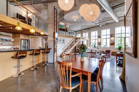 1802 Monroe St #101, Madison, WI 53711