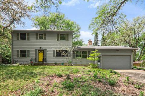 118 Nautilus Dr, Madison, WI 53705