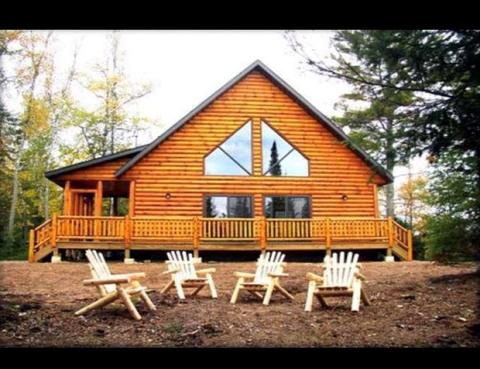 6600 Knuth Ln, Land O Lakes, WI 54540