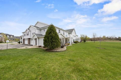 4715 Poplar Creek Dr, Madison, WI 53718