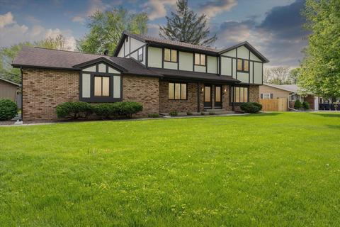 875-877 Sussex Dr, Janesville, WI 53546