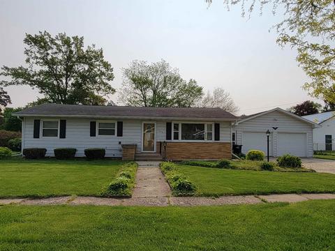 704 E 6th Ave, Brodhead, WI 53520