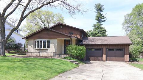 2318 Dartmouth Dr, Janesville, WI 53548