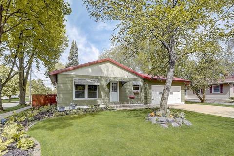 1814 Redwood Ln, Madison, WI 53711