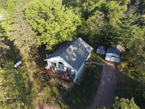 1129 Chicago Ln, Friendship, WI 53934