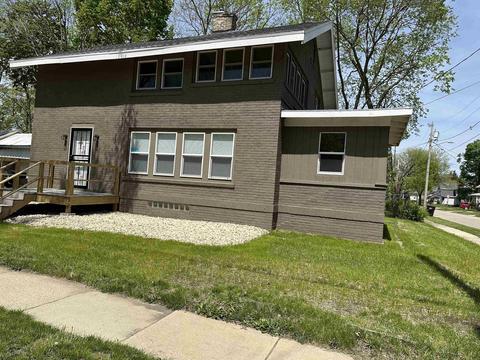 1121 White Ave, Beloit, WI 53511