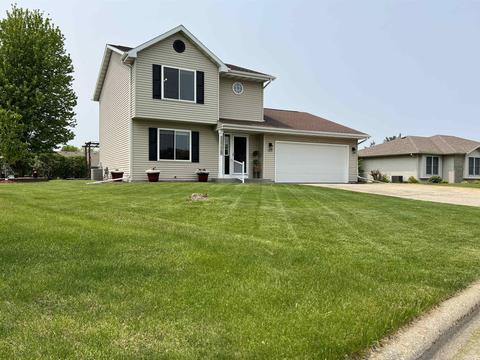 529 Gold Coast Ln, Evansville, WI 53536