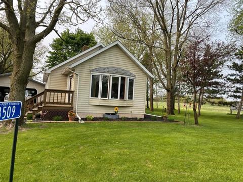 3509 Wilhorn Rd, Nekoosa, WI 54457