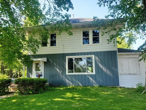 510 Barberry Ln, Edgerton, WI 53534