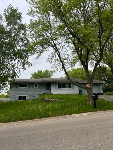 5208 Broadhead St, Mcfarland, WI 53558