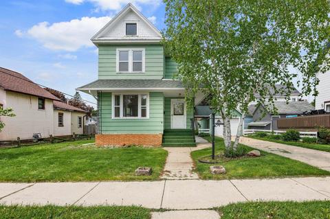 912 Cass St, Portage, WI 53901