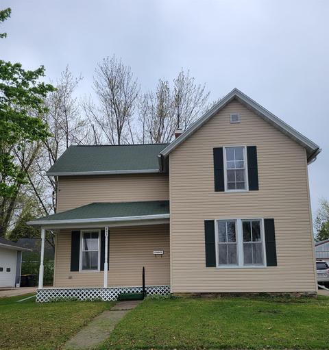 453 S Jackson St, Lancaster, WI 53813