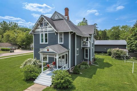 440 S Park St, Reedsburg, WI 53959