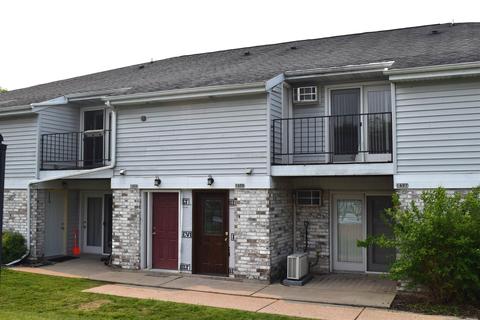 1408 Whispering Pines Way, Fitchburg, WI 53713
