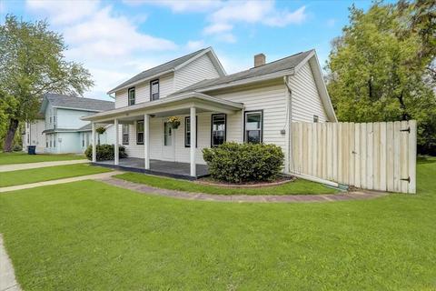 309 W Water St, Cambridge, WI 53523