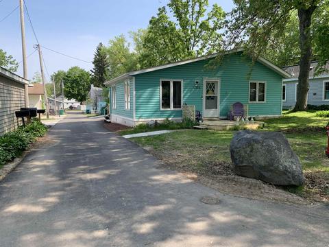 4514 Bellevue Ct, Mcfarland, WI 53558