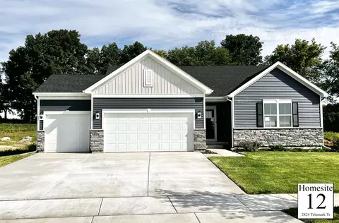 2824 Telemark Trl, Stoughton, WI 53589