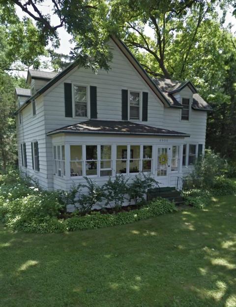 4900 Tonyawatha Tr, Monona, WI 53716