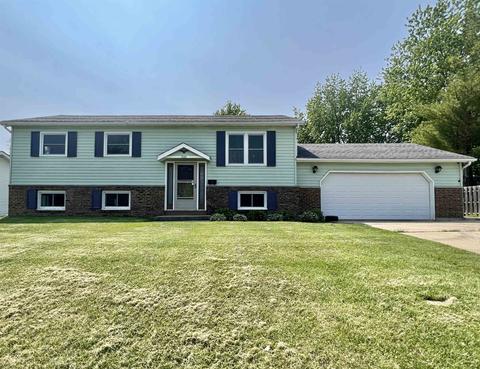 500 Arthur Dr, Clinton, WI 53525