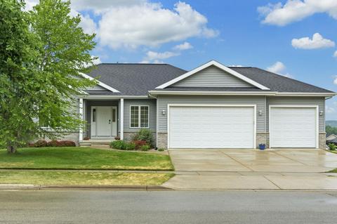 808 Sunset Dr, Lodi, WI 53555