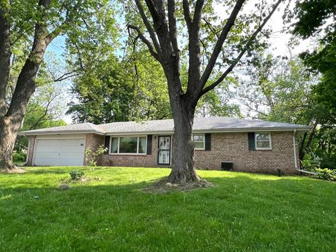 5339 Yellowstone Dr, Rockford, IL 61109