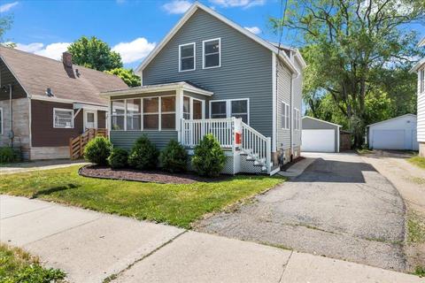 2941 Milwaukee St, Madison, WI 53704