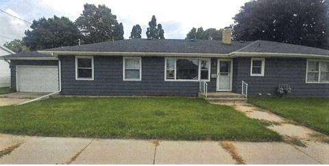 1332 Mt Zion Ave, Janesville, WI 53545