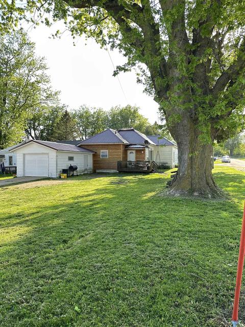 2469 Commerce St, Dodgeville, WI 53533