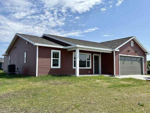 719 Spangler Ct, Jefferson, WI 53549