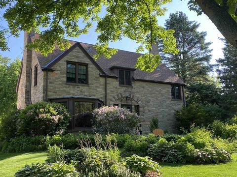 14 Lakewood Blvd, Madison, WI 53704