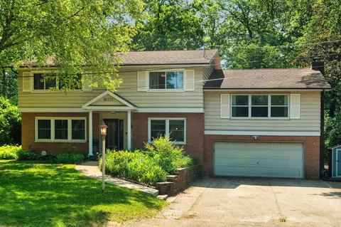 4930 Arrowhead Dr, Monona, WI 53716