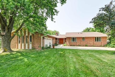 6658 Highland Dr, Windsor, WI 53598