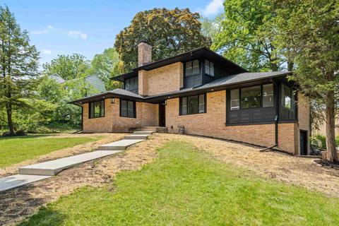1004 Waban Hl, Madison, WI 53711