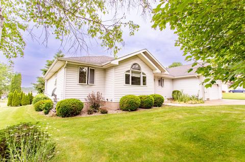 615 Terrace Ct, Monticello, WI 53570