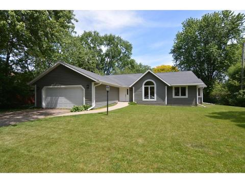 2031 Field St, Madison, WI 53713
