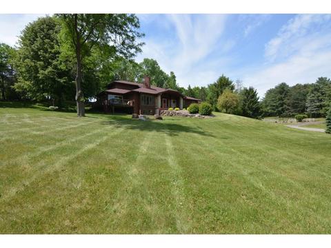 5975 Cherokee Valley Pass, Waunakee, WI 53597
