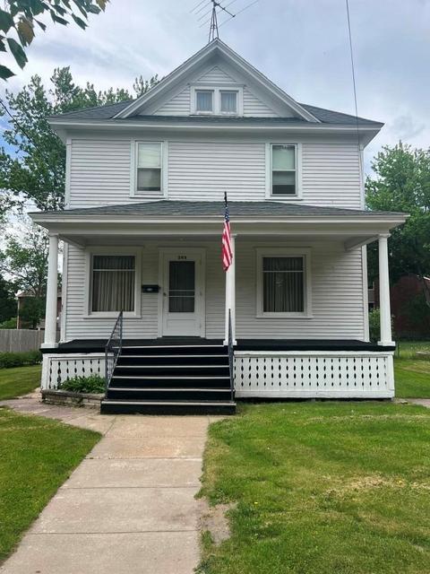 203 N Oak St, Reedsburg, WI 53959