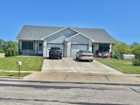 1701-1703 Moline St, Stoughton, WI 53589