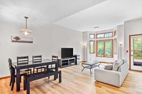 2233 Luann Ln #7, Madison, WI 53713