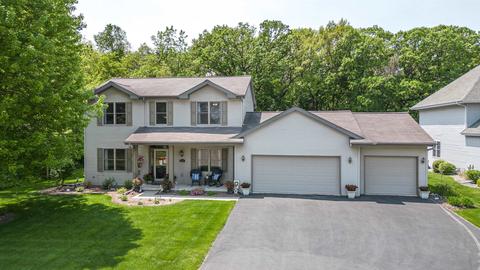 3819 Huntington Ct, Janesville, WI 53546