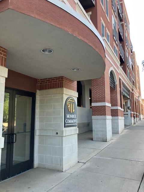 1802 Monroe St #310, Madison, WI 53711