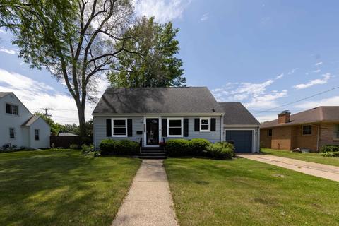 1120 Hawthorne Ave, Janesville, WI 53545