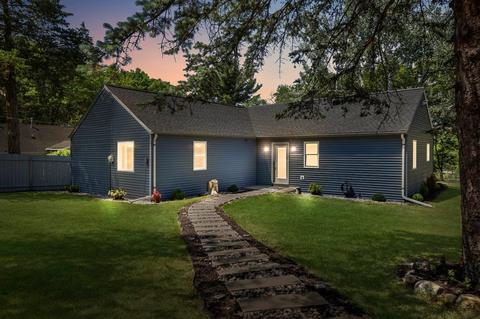 w10706 County Road V, Poynette, WI 53955