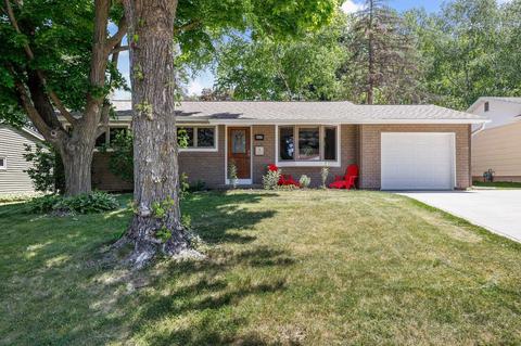 4317 Kennedy Rd, Madison, WI 53704