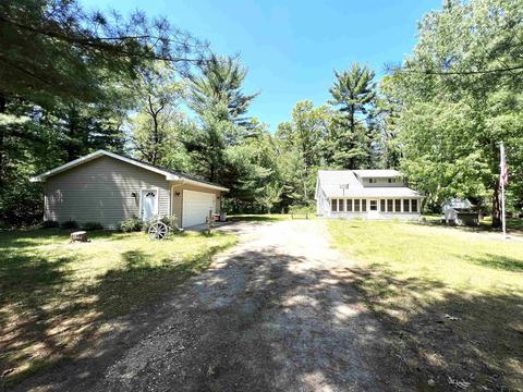 360 S Eagle Ct, Grand Marsh, WI 53936