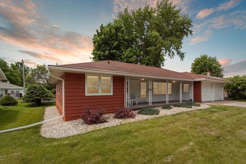 1449 29th Ave, Monroe, WI 53566