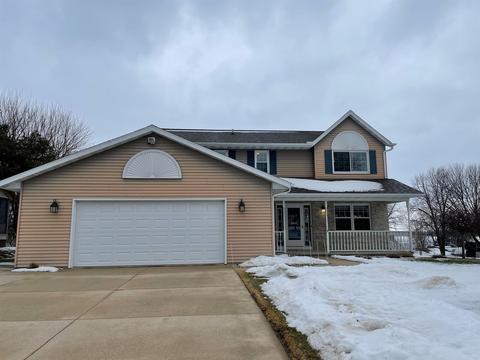 212 Cherokee Rd, Beaver Dam, WI 53916