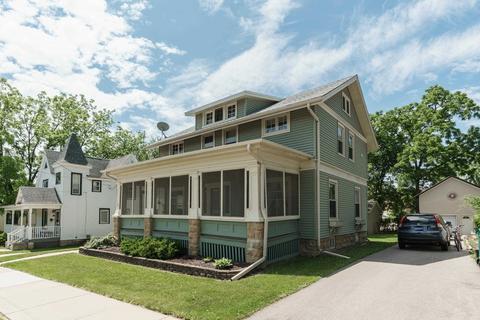 213 W Rollin St, Edgerton, WI 53534