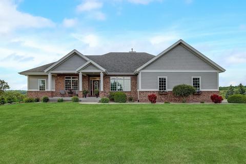 w5398 Windmill Ridge Road, New Glarus, WI 53574